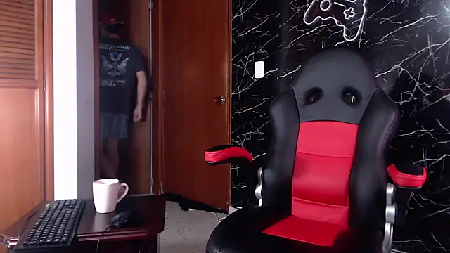 Snapshot of maty_hardx chatting on January 9, 10:09 am maty hardx online show from January 9, 10:09 am