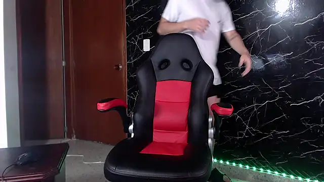 Snapshot of maty_hardx chatting on January 25, 11:44 am maty hardx online show from January 25, 11:44 am