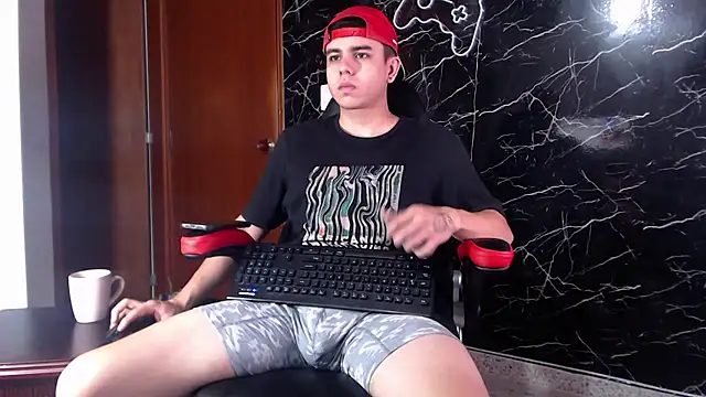 Snapshot of maty_hardx chatting on January 23, 10:01 am maty hardx online show from January 23, 10:01 am