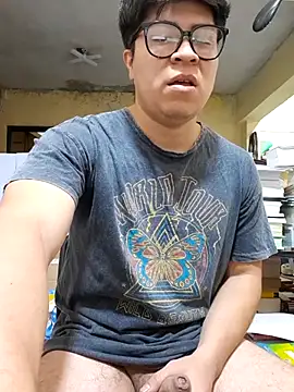 Snapshot of strokvic chatting on January 10, 10:49 pm strokvic online show from January 10, 10:49 pm