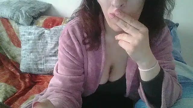 hairygirl80 online show from April 15, 9:04 am
