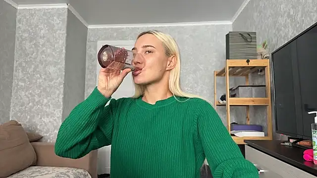 AnneBall online show from January 12, 9:38 am