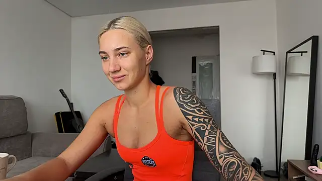 AnneBall online show from December 1, 7:20 am