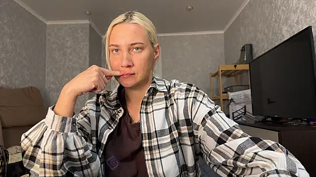 AnneBall online show from February 25, 2:39 pm