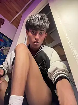 Mauuu18 online show from February 8, 2:53 am