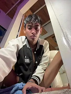 Mauuu18 online show from November 23, 3:27 am