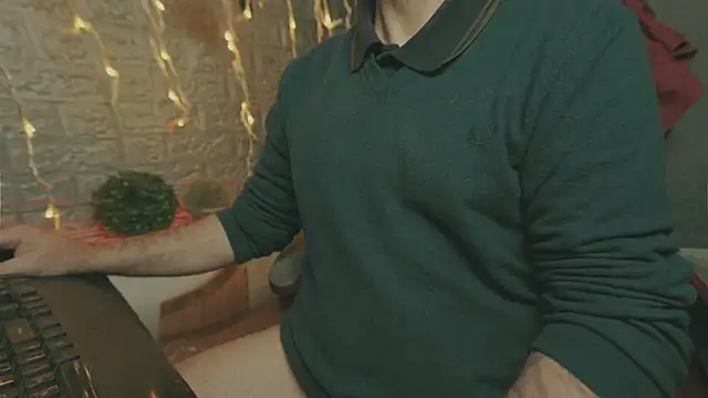 alex-volo online show from December 19, 2:04 am