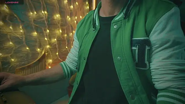 alex-volo online show from December 27, 4:36 am