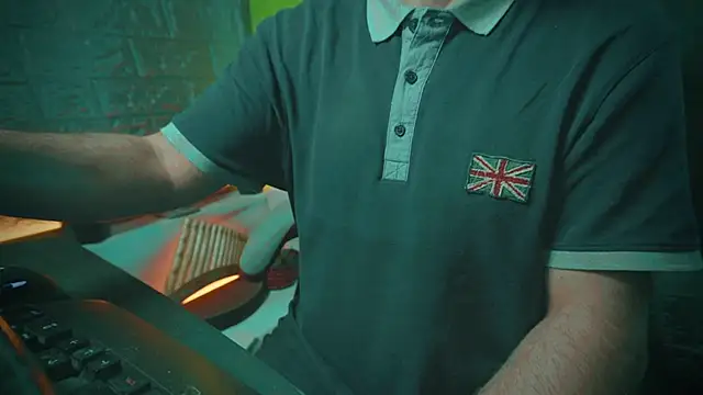 alex-volo online show from February 2, 1:12 am