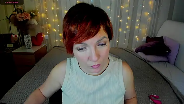 Snapshot of Katherine_Fox chatting on February 3, 4:52 pm Katherine Fox online show from February 3, 4:52 pm