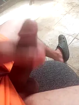 manuelmen211 online show from April 3, 1:28 pm