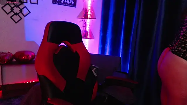 Scarlette thoms online show from October 31, 2:41 am