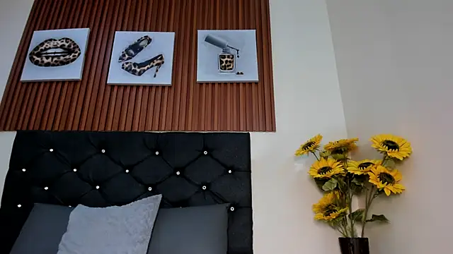 Snapshot of Zoe_pss chatting on November 18, 8:34 pm Zoe pss online show from November 18, 8:34 pm