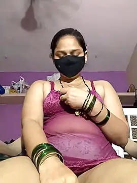 Snapshot of Kashish_18 chatting on July 11, 7:03 pm Kashish 18 online show from July 11, 7:03 pm