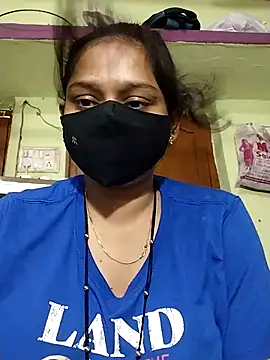 Snapshot of Kashish_18 chatting on June 8, 9:43 am Kashish 18 online show from June 8, 9:43 am