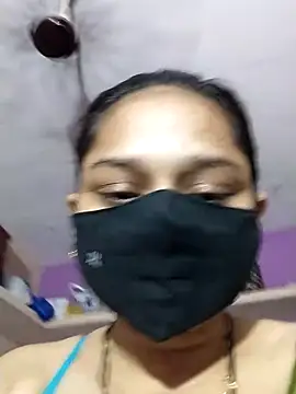Snapshot of Kashish_18 chatting on July 7, 6:33 pm Kashish 18 online show from July 7, 6:33 pm