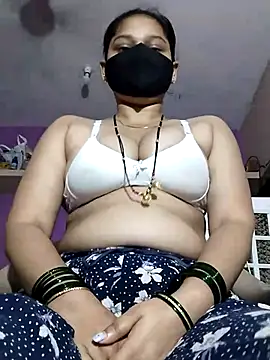Snapshot of Kashish_18 chatting on July 17, 6:49 pm Kashish 18 online show from July 17, 6:49 pm