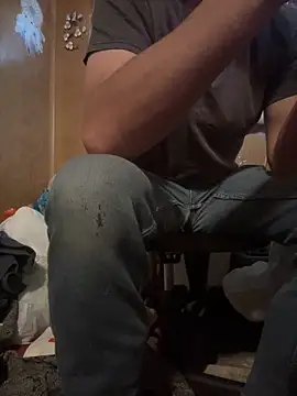 SmokingSloth online show from December 18, 8:23 pm