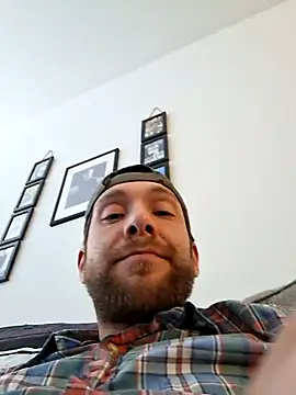 SmokingSloth online show from February 19, 7:33 pm