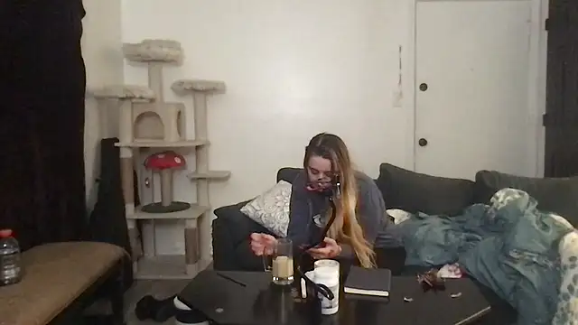 SpunCandy online show from January 15, 12:30 pm