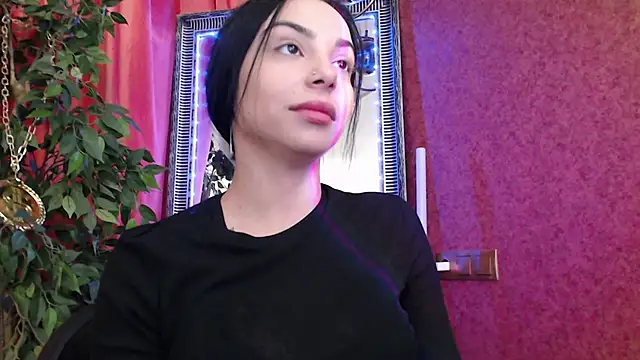 MissJuliax online show from November 13, 7:12 am