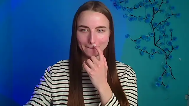 Eva Janee online show from April 16, 11:33 am