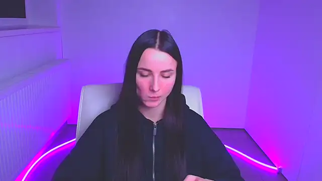 Snapshot of Eva_Janee chatting on January 22, 12:17 pm Eva Janee online show from January 22, 12:17 pm
