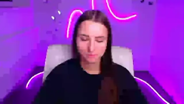 Eva Janee online show from November 15, 6:28 am