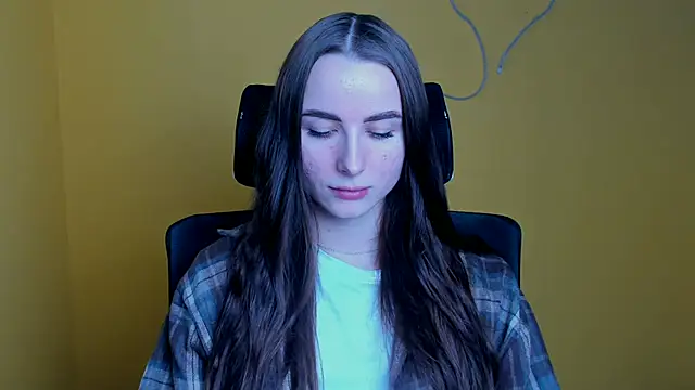 Eva Janee online show from February 17, 12:13 pm