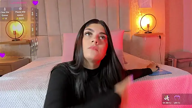 Snapshot of Amy-Saenz chatting on September 12, 4:07 pm Amy-Saenz online show from September 12, 4:07 pm