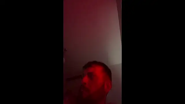 Snapshot of PutaNieves1983 chatting on October 18, 4:25 am PutaNieves1983 online show from October 18, 4:25 am