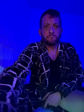 PutaNieves1983 online show from December 19, 5:54 am