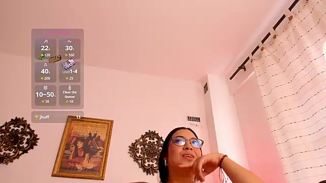 VeronicaGilss online show from April 25, 9:45 pm