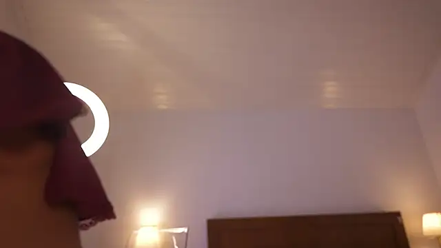 Snapshot of FazeyJ_ chatting on February 6, 7:48 am FazeyJ online show from February 6, 7:48 am