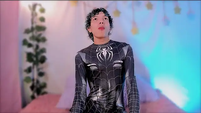 Snapshot of Im_Alejo chatting on October 31, 2:52 am Im Alejo online show from October 31, 2:52 am