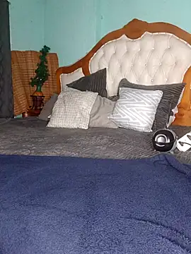 BlackJaguar30 online show from March 8, 9:23 am