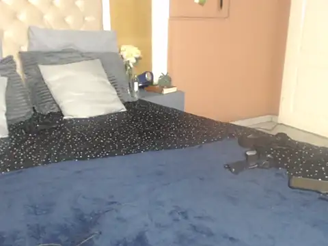 BlackJaguar30 online show from December 19, 6:10 pm