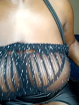 Snapshot of BlackJaguar30 chatting on September 19, 2:15 am BlackJaguar30 online show from September 19, 2:15 am