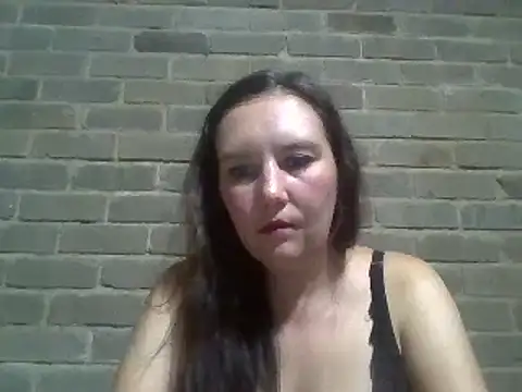 Snapshot of EksJouneMwah chatting on February 6, 3:52 pm EksJouneMwah online show from February 6, 3:52 pm