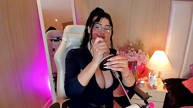 SummersAngel online show from April 24, 4:20 pm
