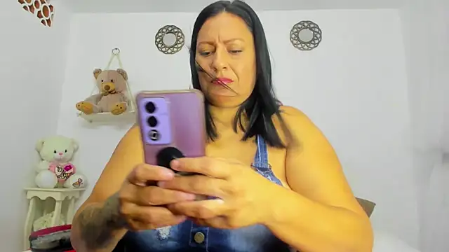 rose bigboobsx online show from November 11, 11:09 pm