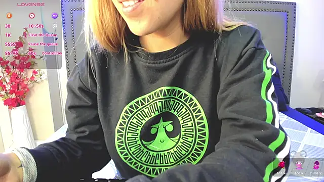 EvaaLovia1 online show from April 20, 1:24 pm