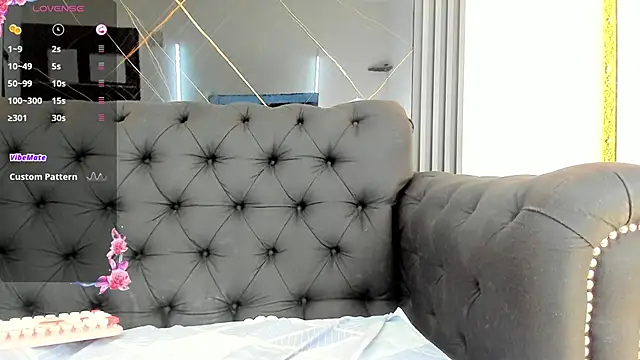 Snapshot of EvaaLovia1 chatting on September 27, 2:12 pm EvaaLovia1 online show from September 27, 2:12 pm