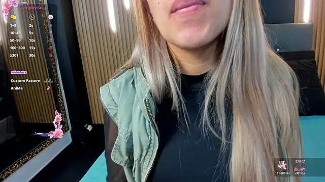 EvaaLovia1 online show from January 19, 2:10 pm