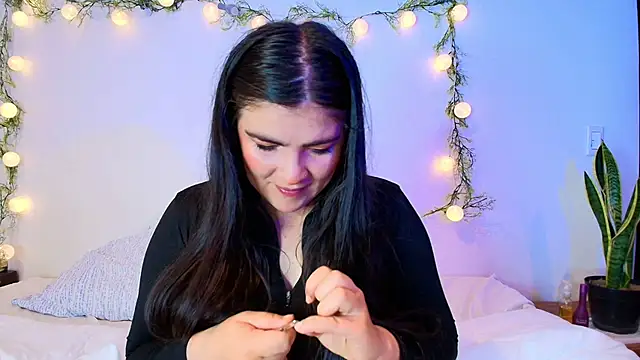 Amara vega online show from April 9, 7:47 am