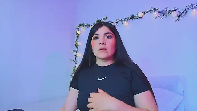 Amara vega online show from April 17, 2:09 pm