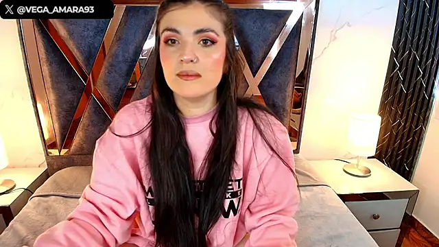 Snapshot of Amara_vega chatting on November 18, 12:41 pm Amara vega online show from November 18, 12:41 pm