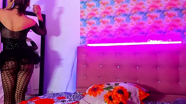 khandyzBlum online show from February 17, 4:06 pm