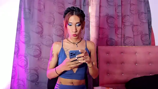 khandyzBlum online show from March 8, 6:33 pm