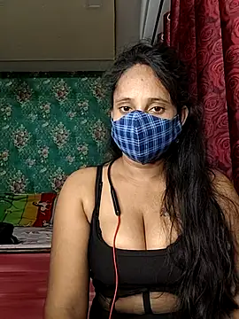 Snapshot of Alina_Rosy chatting on October 24, 6:18 pm Alina Rosy online show from October 24, 6:18 pm
